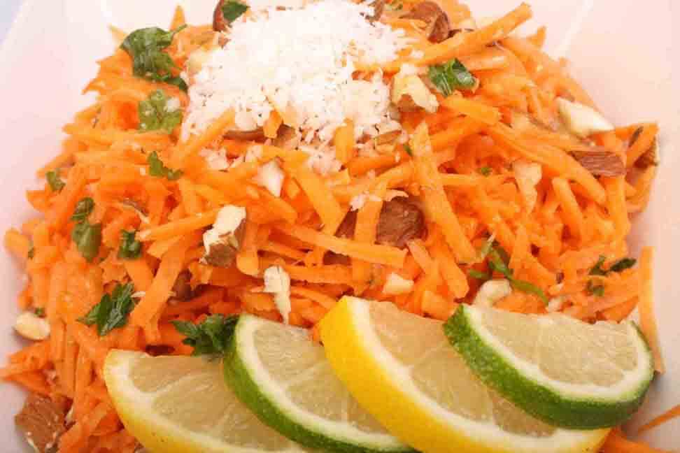 Salata de morcovi si migdale