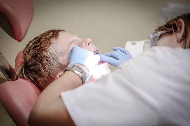 dentist carii zahar